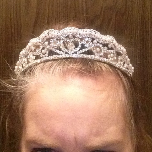 Queen\'s Heart Tiara